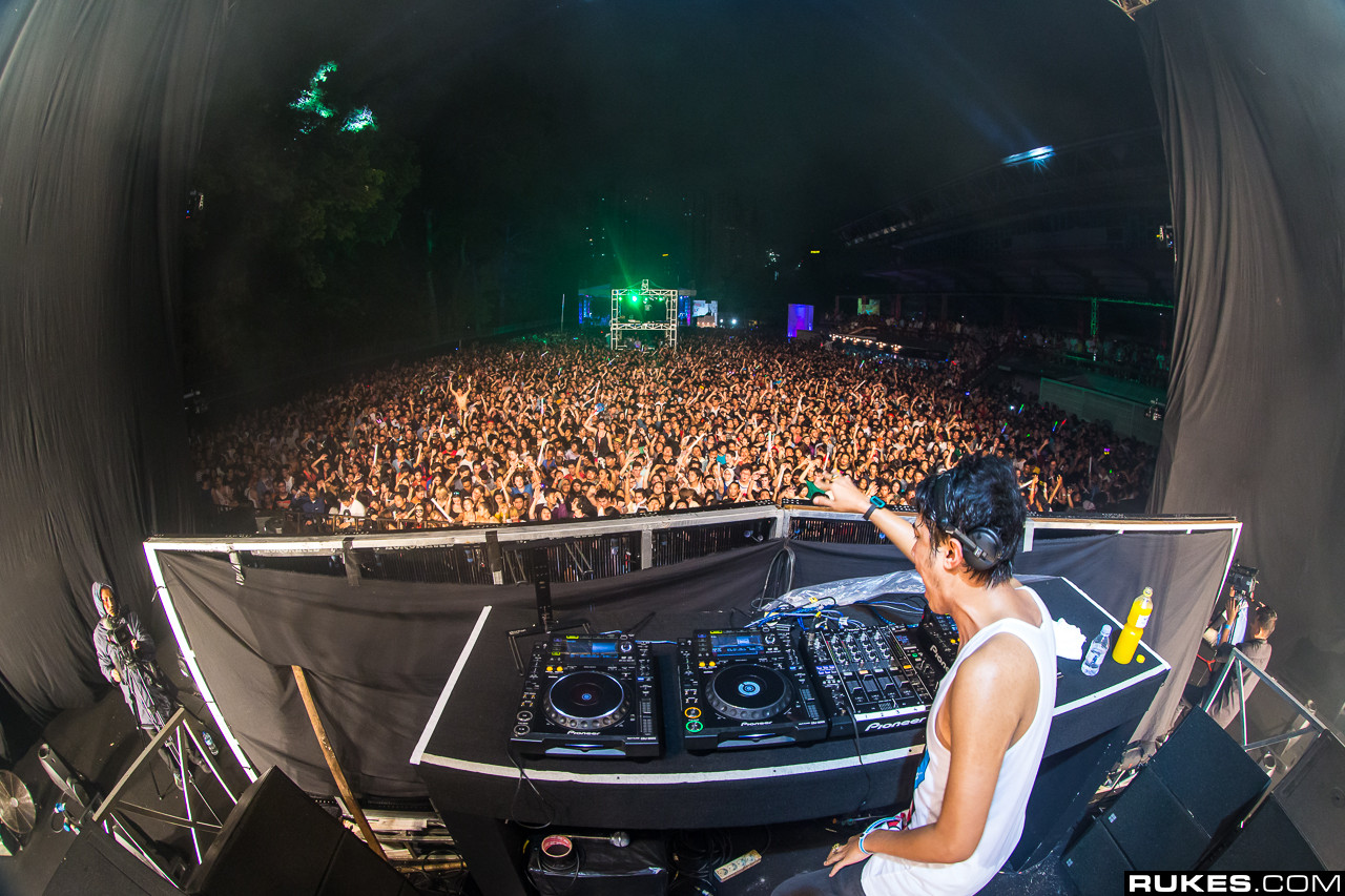 dwp12_060.jpg
