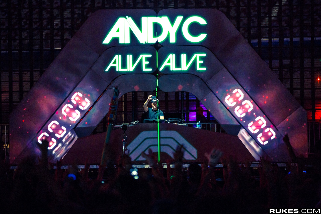 edc12lvb_068.jpg