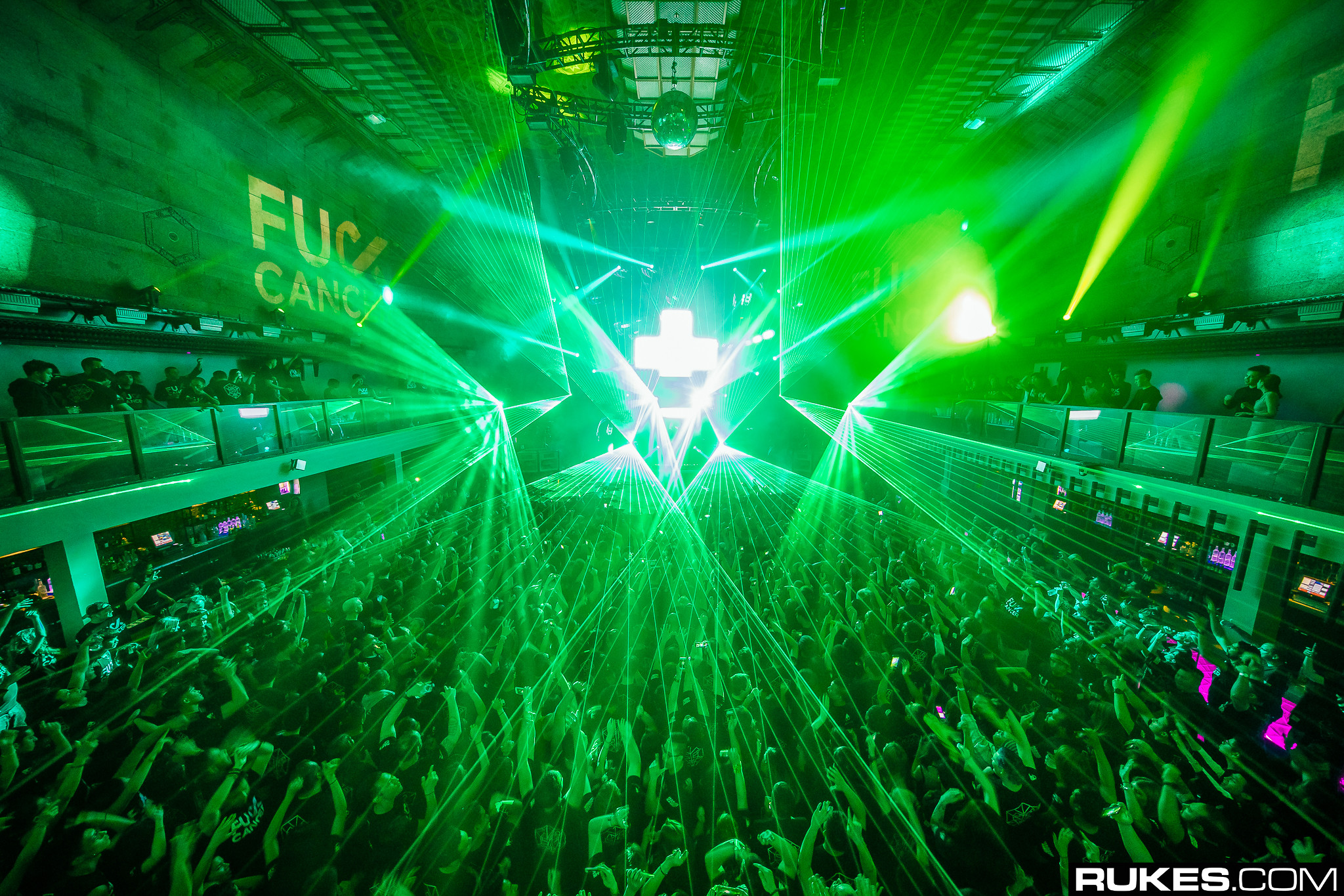 exchangela6 040