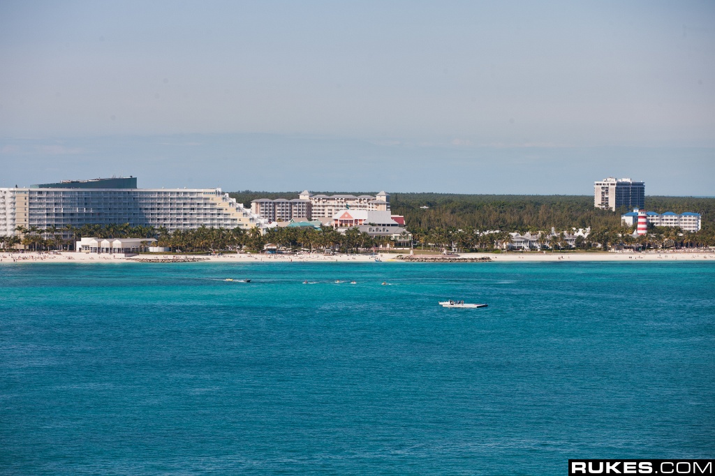 holyship11b_002.jpg