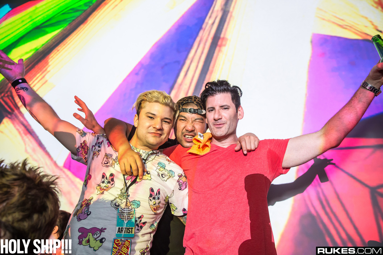 holyship14a_198.jpg
