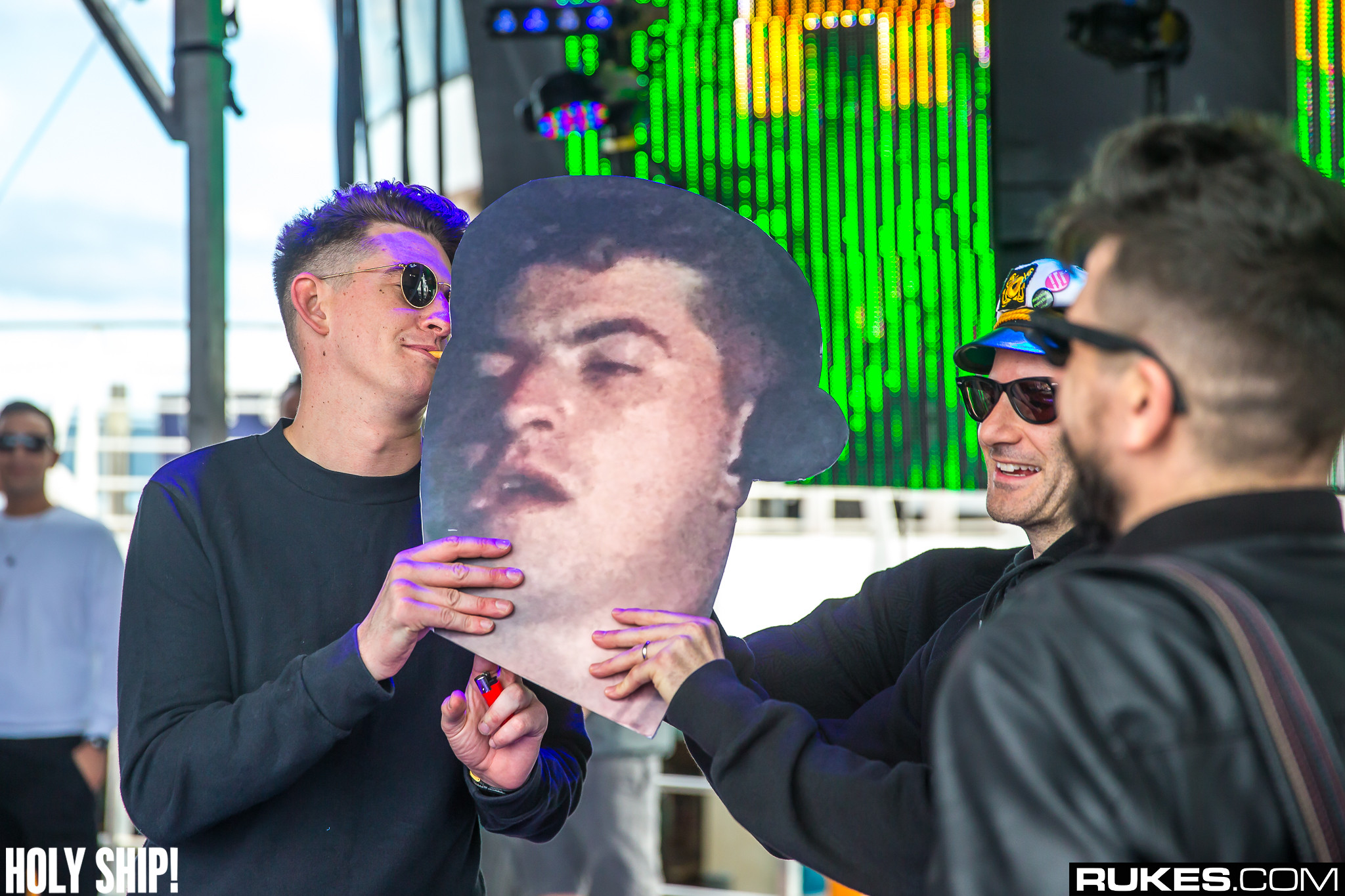 holyship16b 018