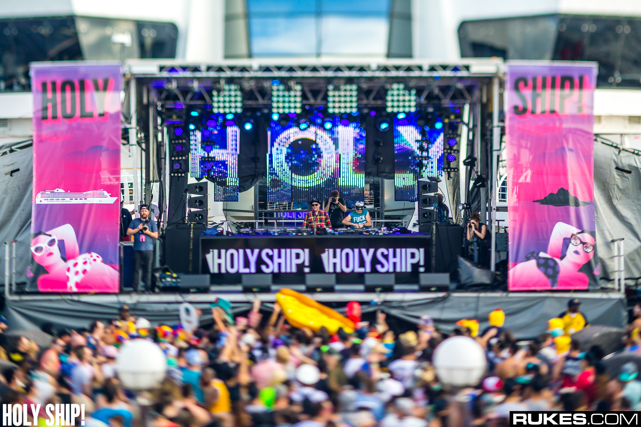 holyship16b 028
