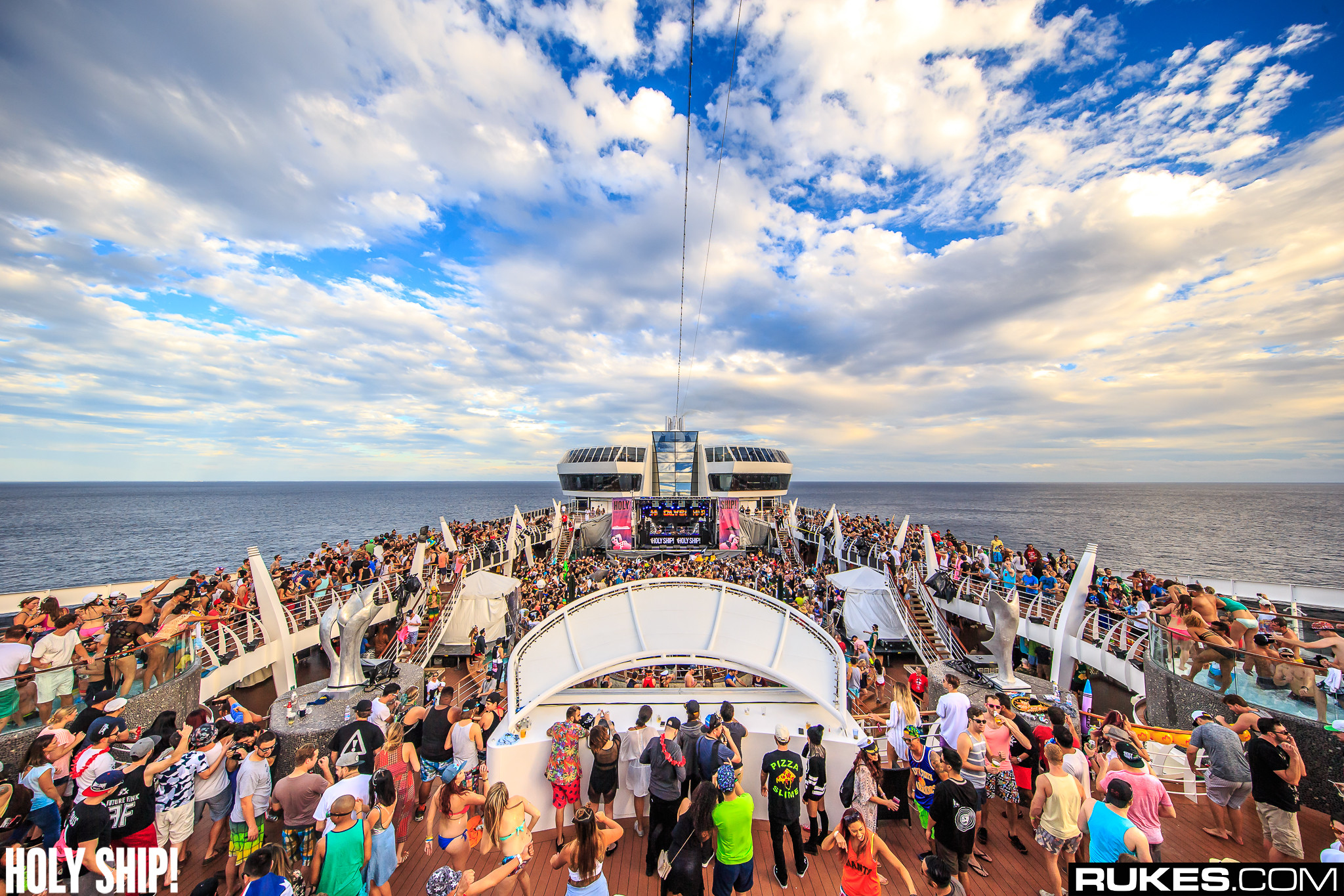 holyship16b 094