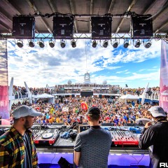 holyship16b_085.jpg