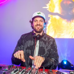 holyship16b_199.jpg