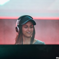 holyship16d_076.jpg