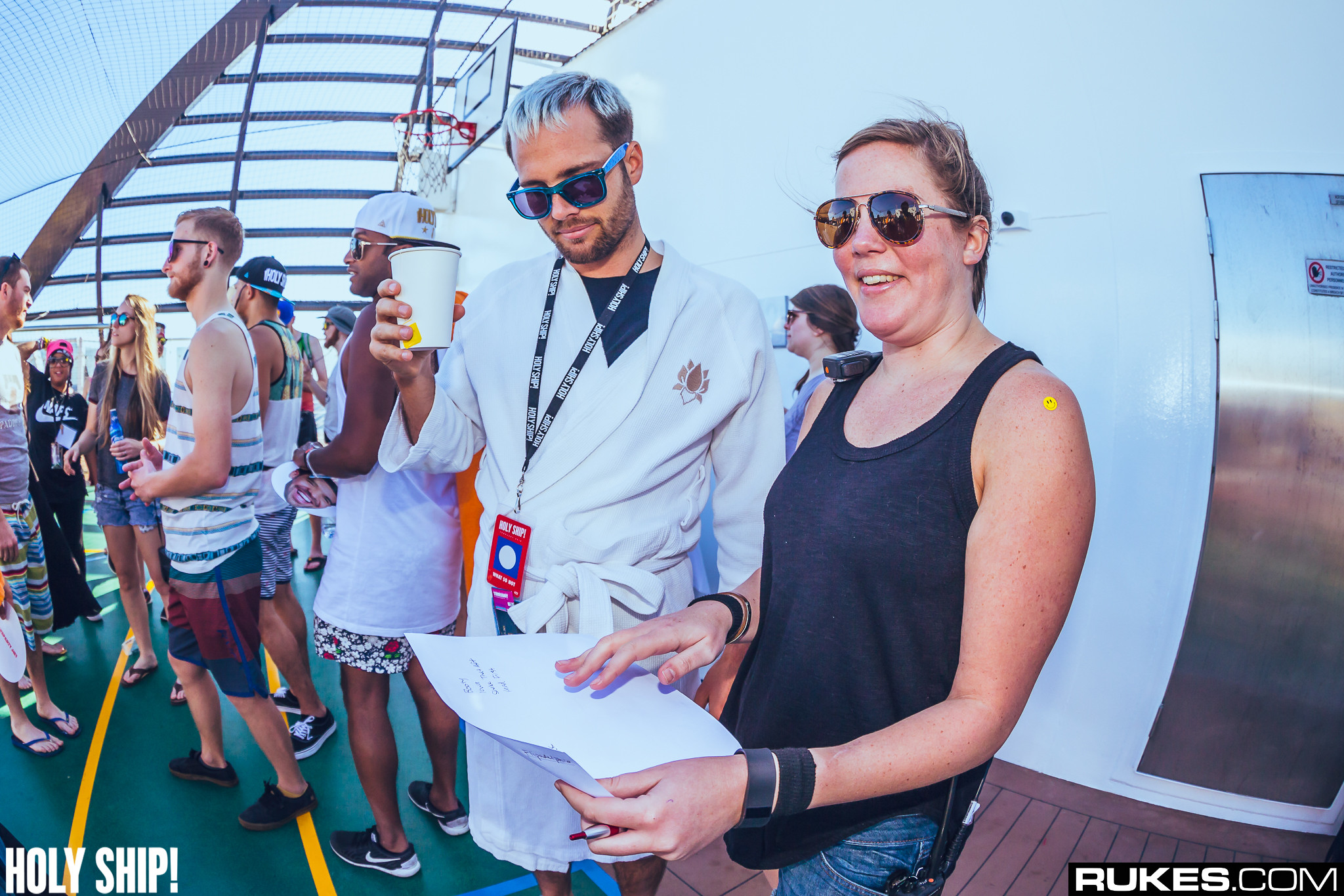 holyship16f 024