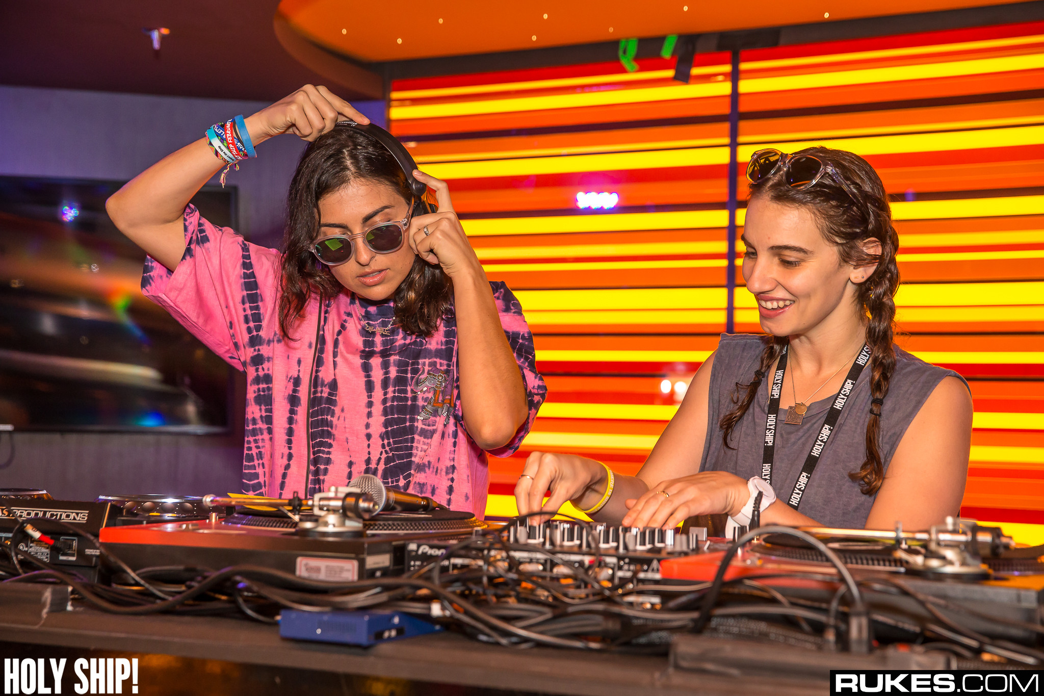 holyship16f 033