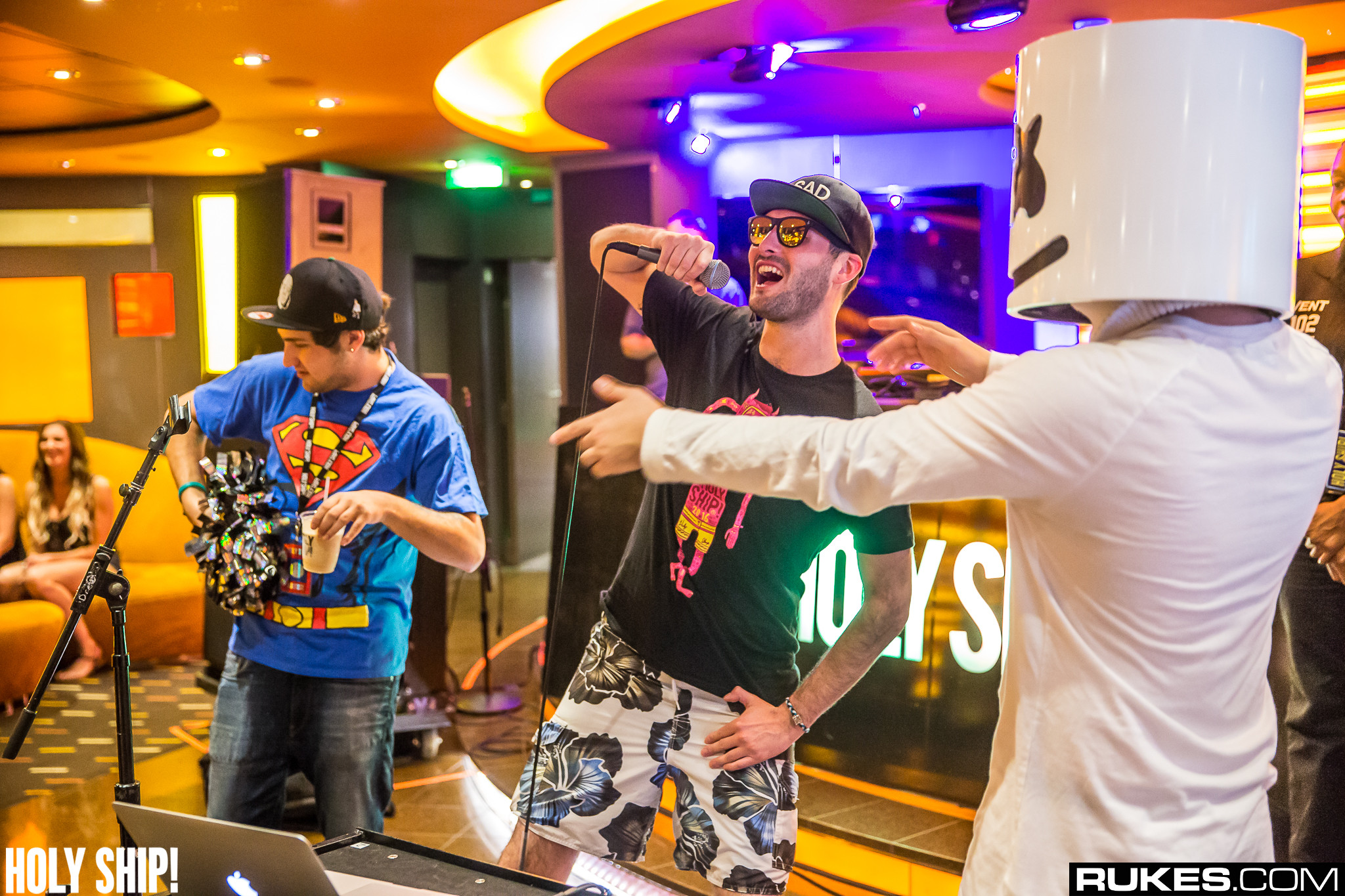 holyship16f 043