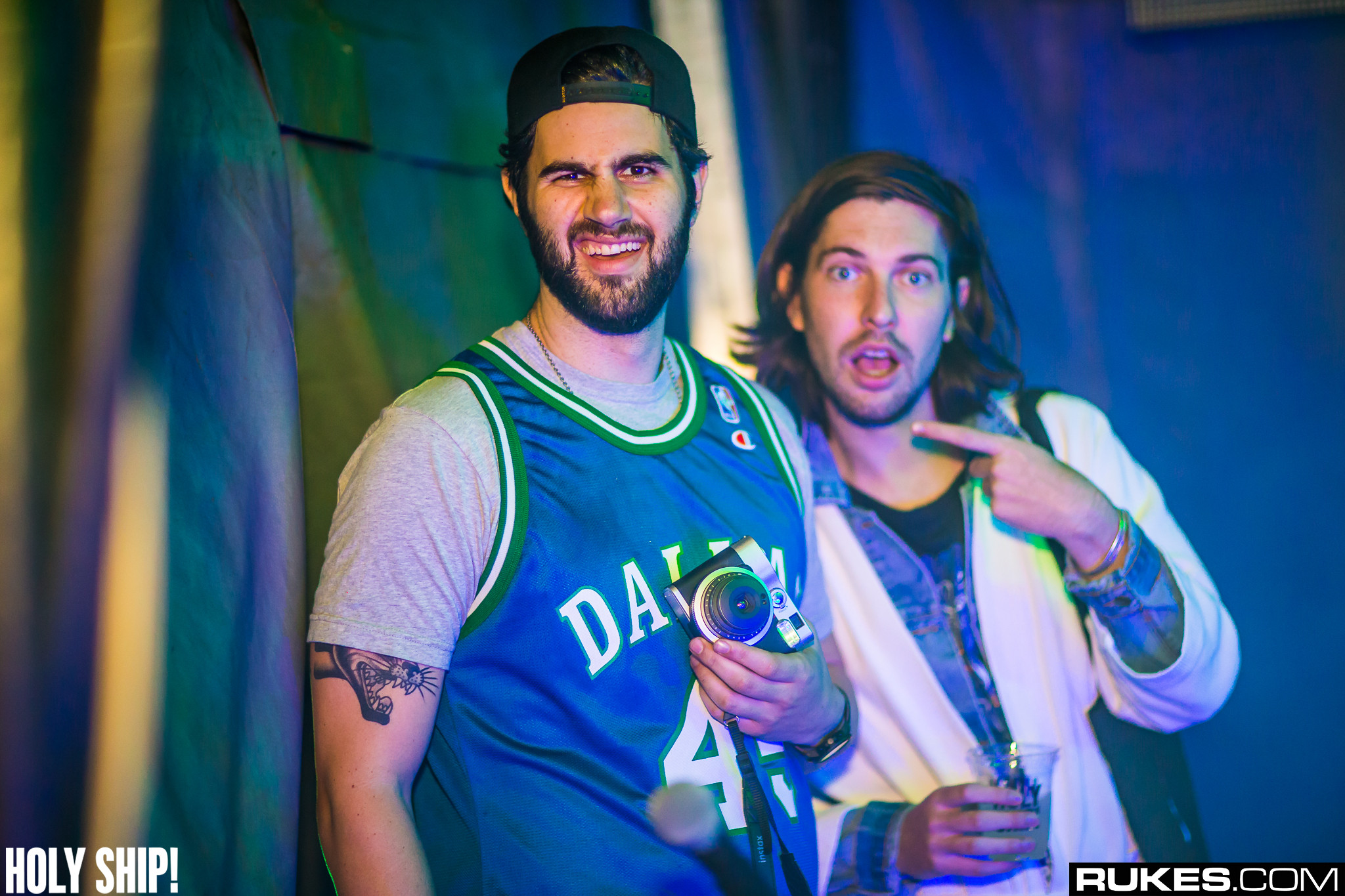 holyship16f 096