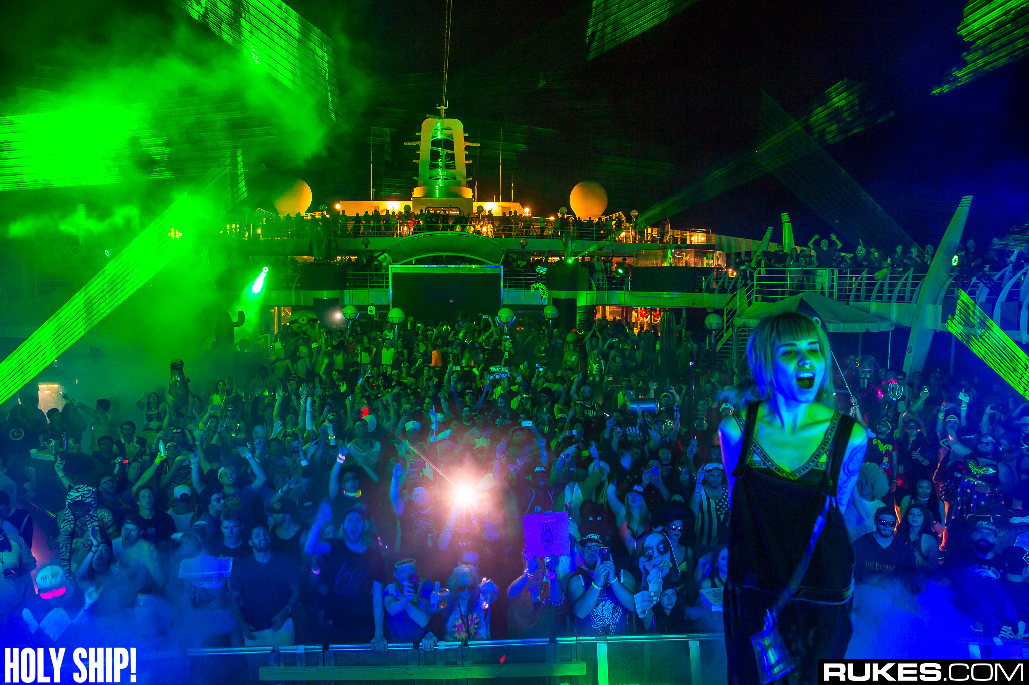 holyship16f 114