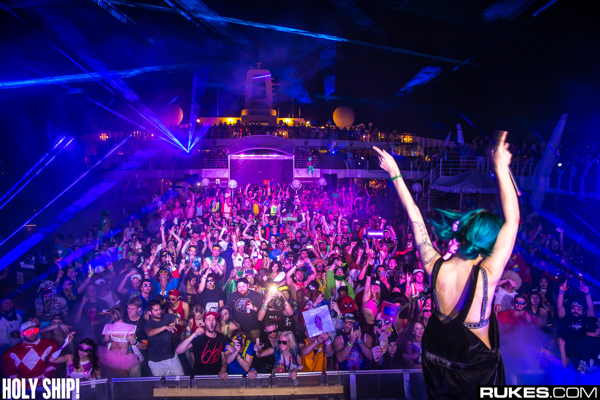 holyship16f 115