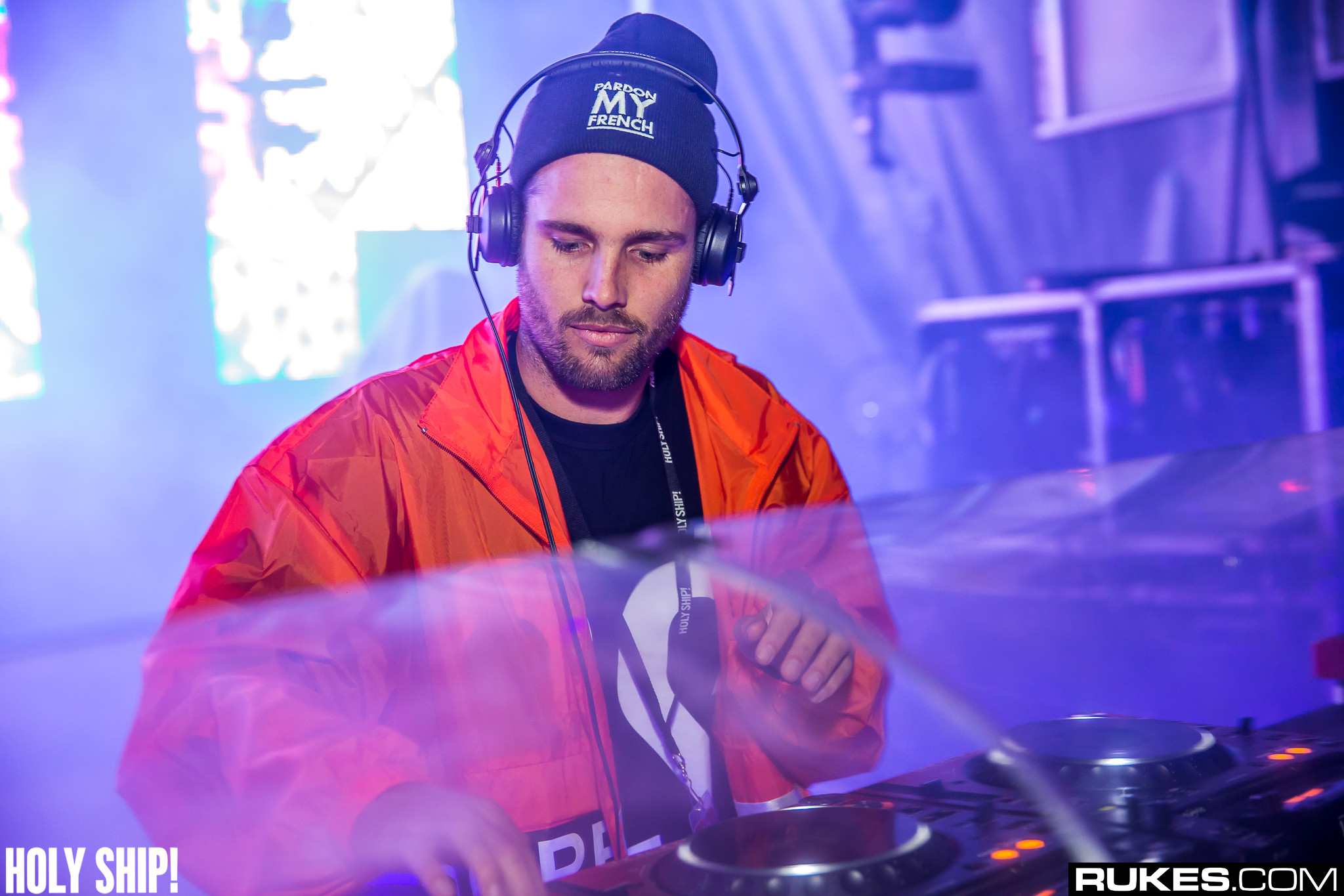 holyship16f 123