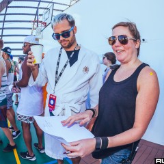 holyship16f_024.jpg