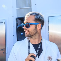 holyship16f_027.jpg
