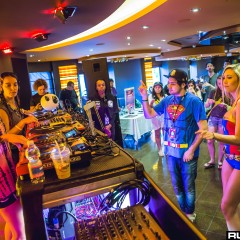 holyship16f_036.jpg