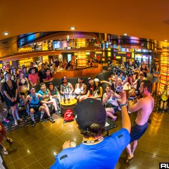 holyship16f_044.jpg