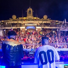 holyship16f_069.jpg