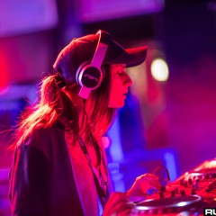 holyship16f_071.jpg