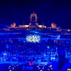 holyship16f_074.jpg