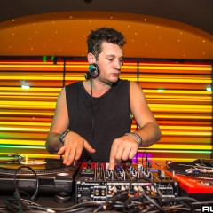 holyship16f_085.jpg