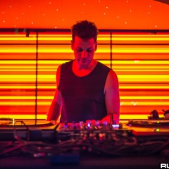 holyship16f_087.jpg