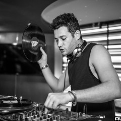 holyship16f_090.jpg