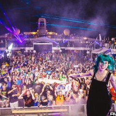 holyship16f_116.jpg
