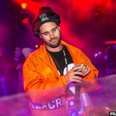 holyship16f_119.jpg
