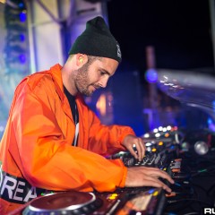 holyship16f_126.jpg