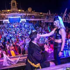 holyship16f_129.jpg
