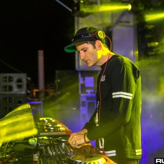 holyship16f_142.jpg