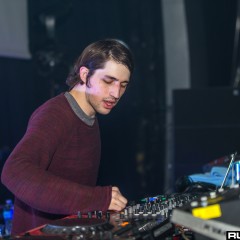 holyship16f_165.jpg