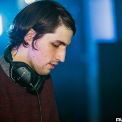 holyship16f_166.jpg