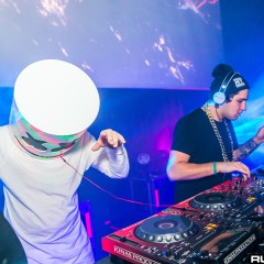 holyship16f_175.jpg