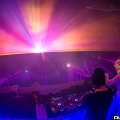 holyship16f_179.jpg