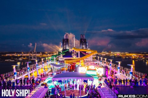 holyship18e_004