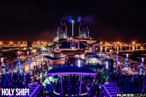 holyship18e_005