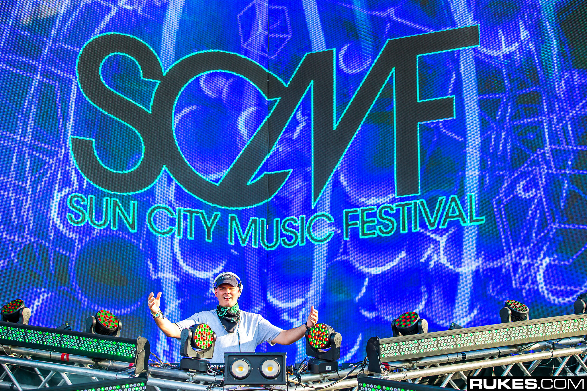scmf15a 002