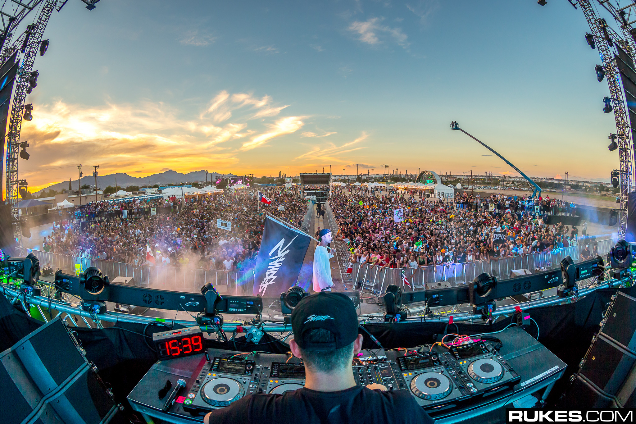 scmf15a 019