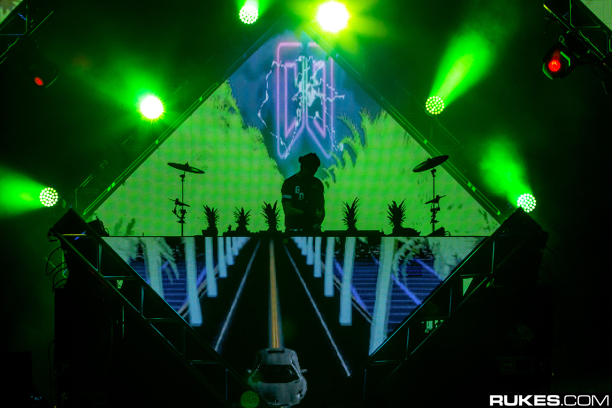scmf15a 057