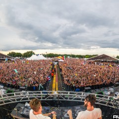 smf15b_058.jpg