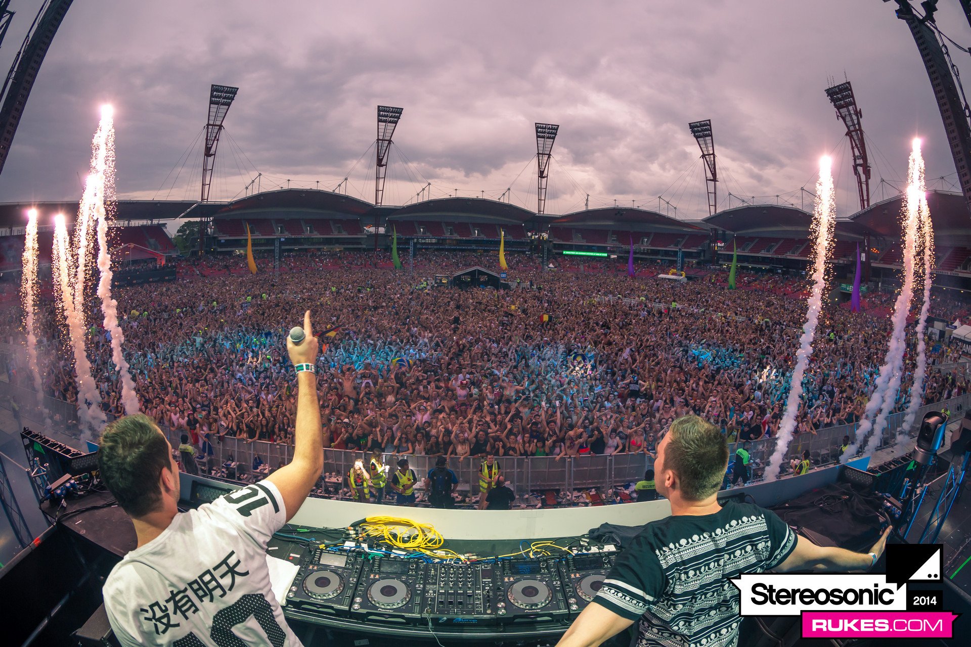 stereosonic14b 112