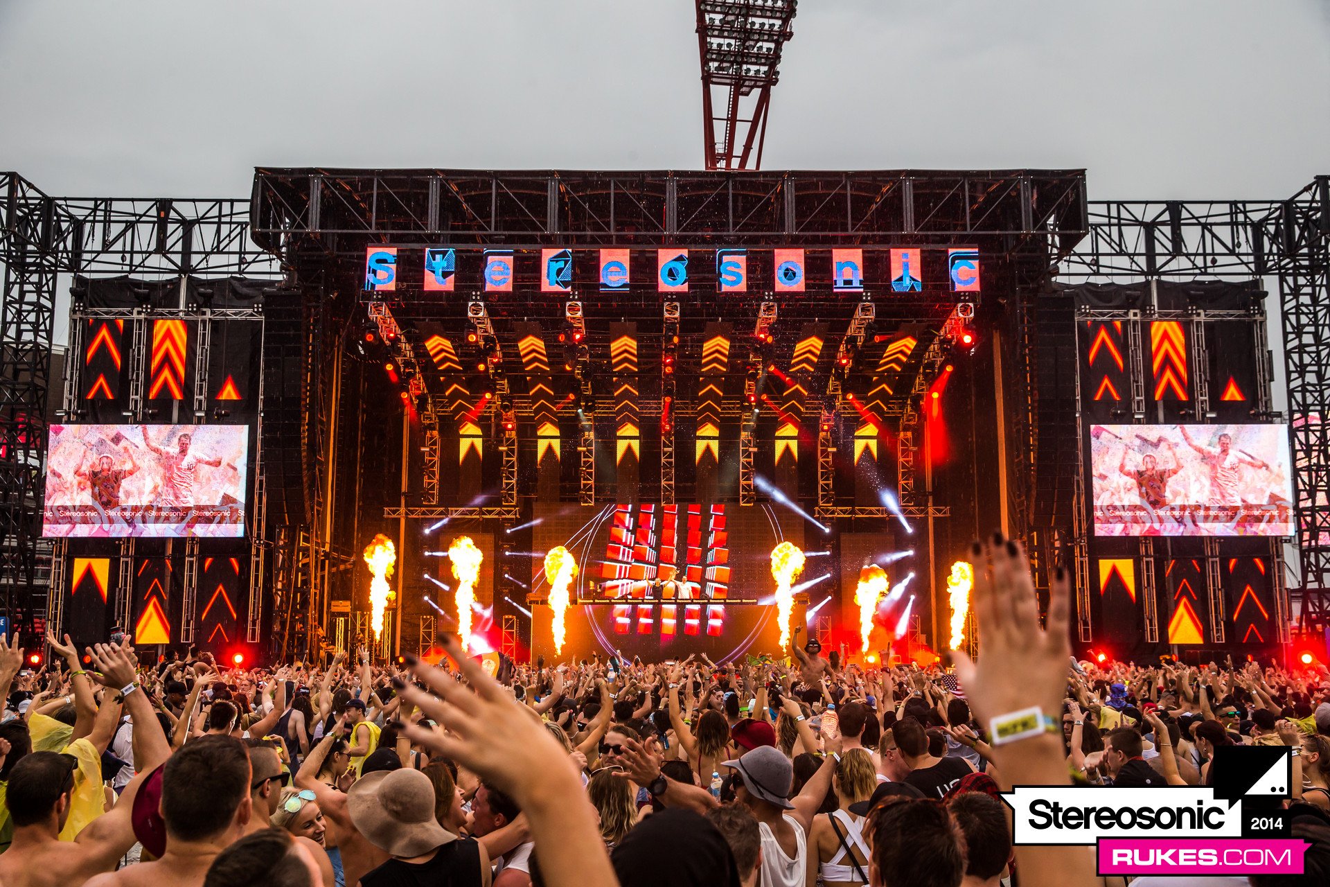 stereosonic14b 117