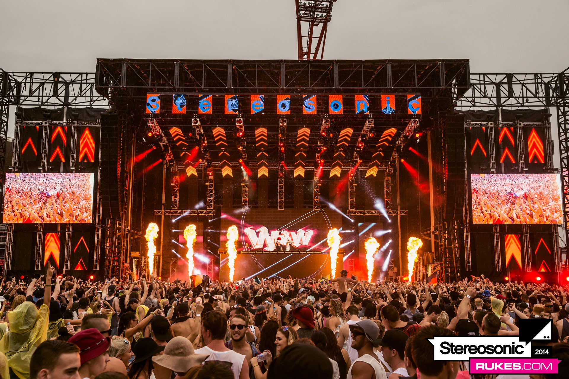 stereosonic14b 118