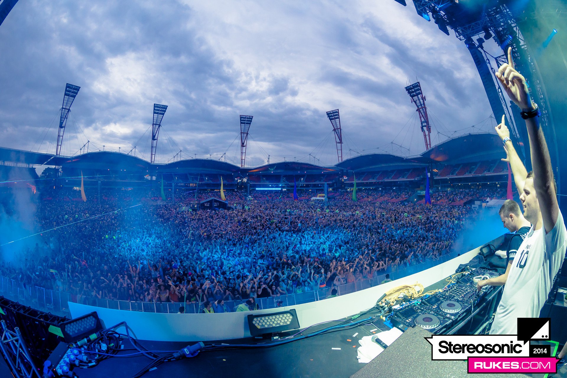 stereosonic14b 121