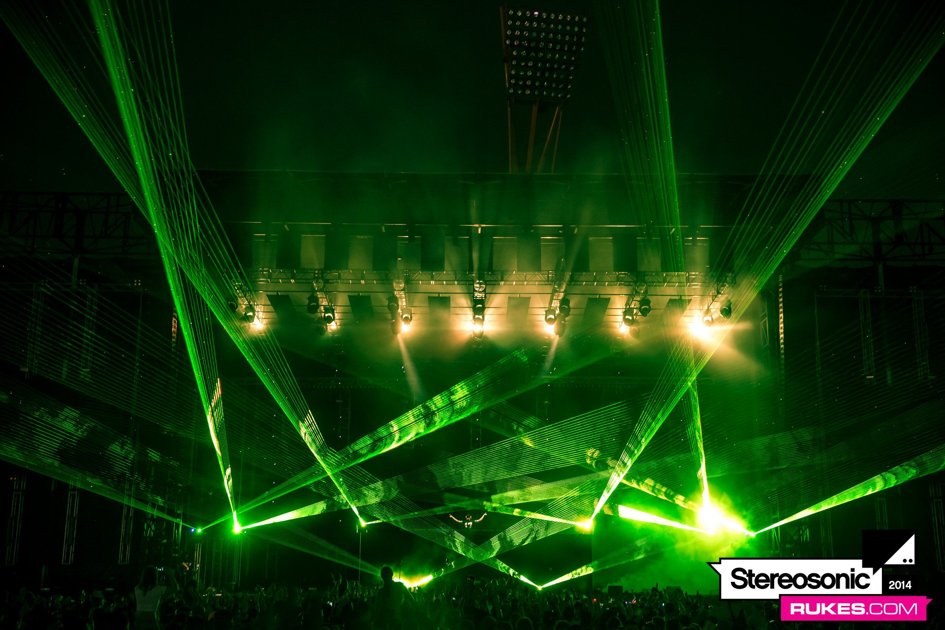 stereosonic14b 180