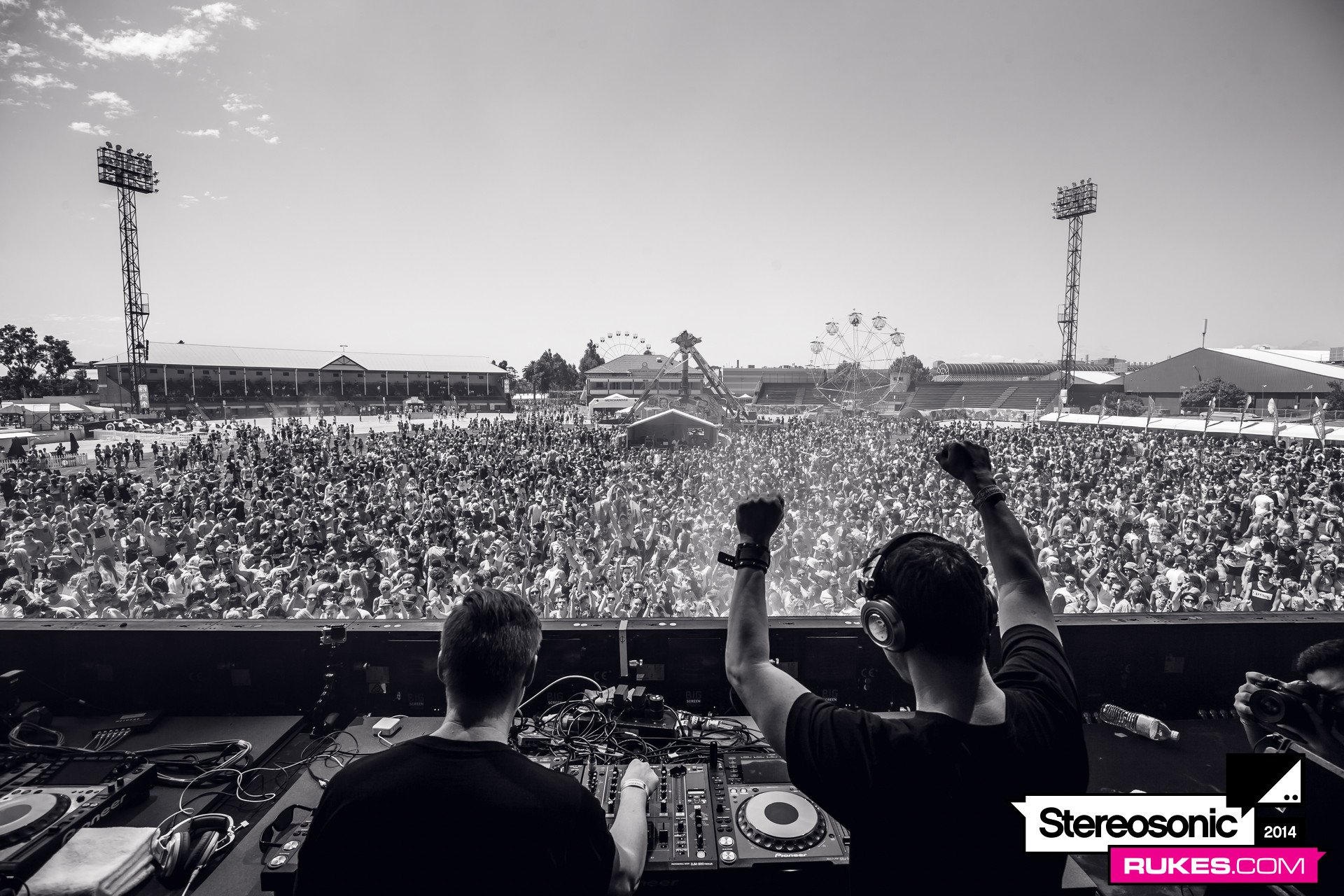 stereosonic14c 005