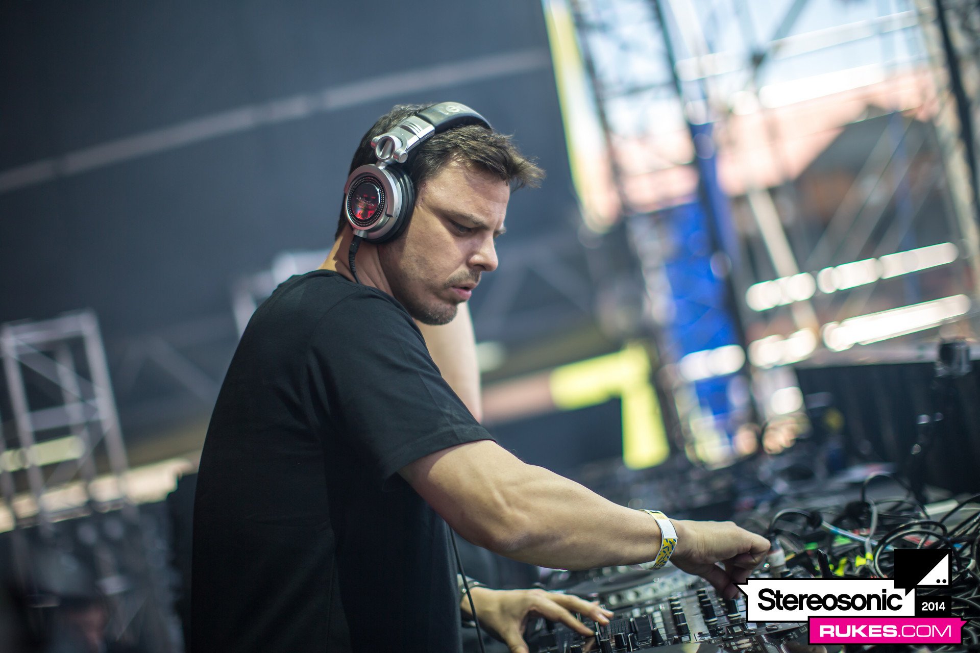 stereosonic14c 009